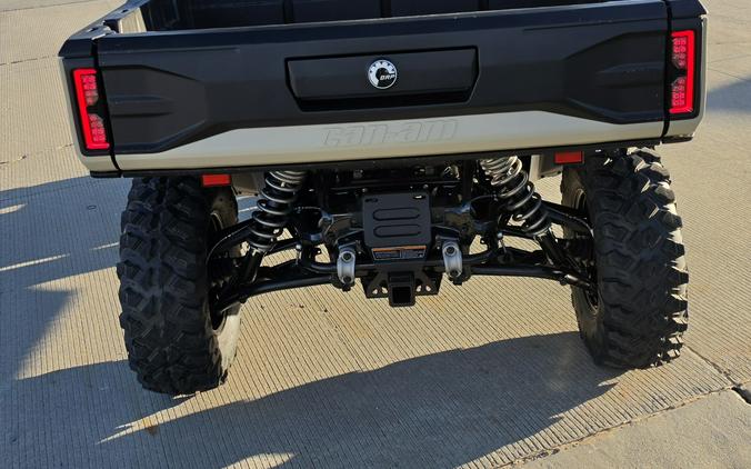 2026 Can-Am Defender Limited HD11