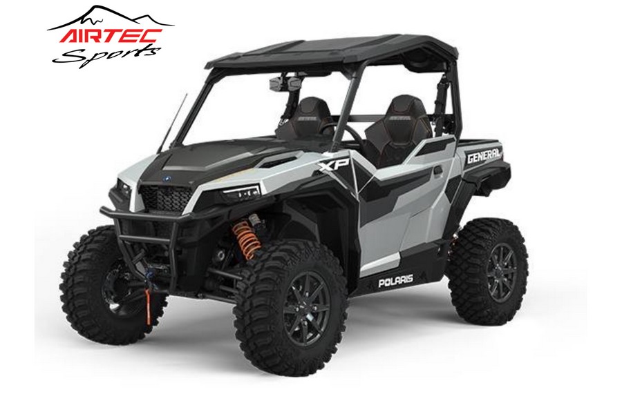 2022 Polaris Industries GENERAL XP 1000 DELUXE RC - GHOST WHITE RIDE COMMAND Edition