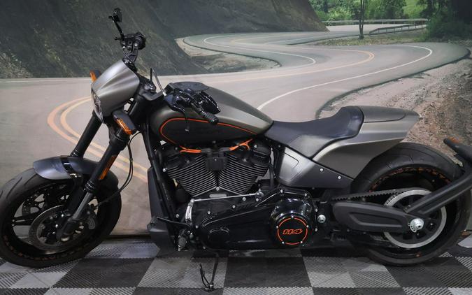 2019 Harley-Davidson® FXDRS - FXDR™ 114