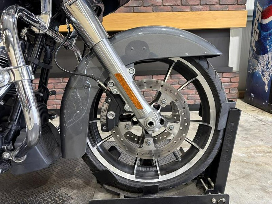 2021 Harley-Davidson® FLTRX - Road Glide®