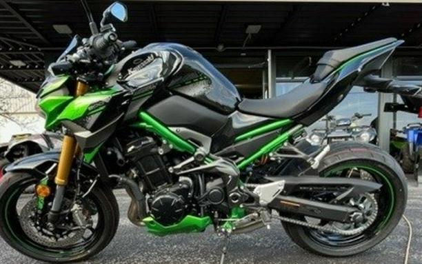 2024 Kawasaki Z900 SE ABS