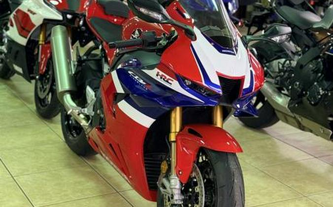 2025 Honda® CBR1000RR-R Fireblade SP