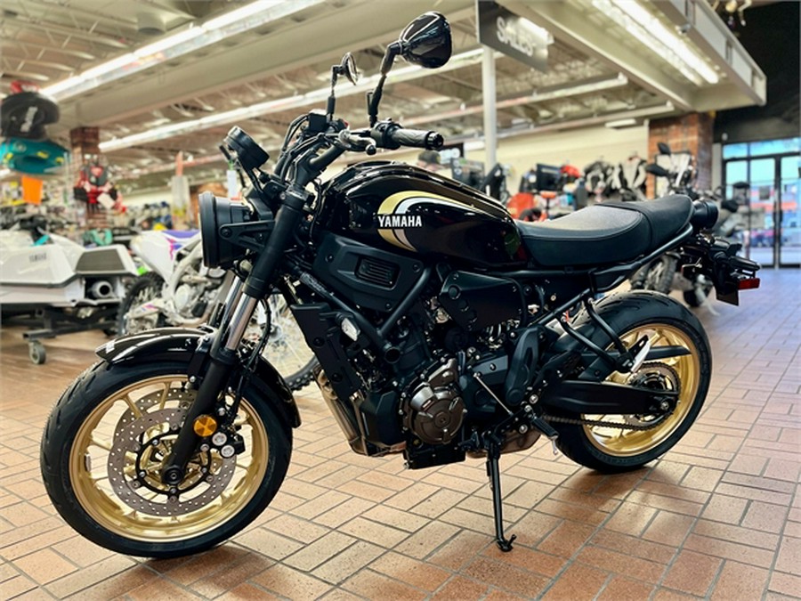 2024 Yamaha XSR700