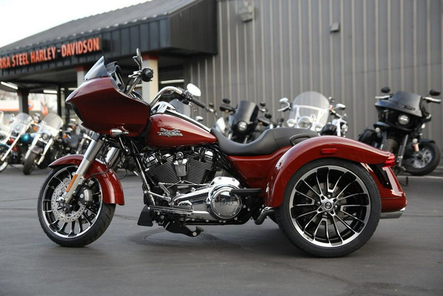 2024 Harley-Davidson® FLTRT - Road Glide® 3