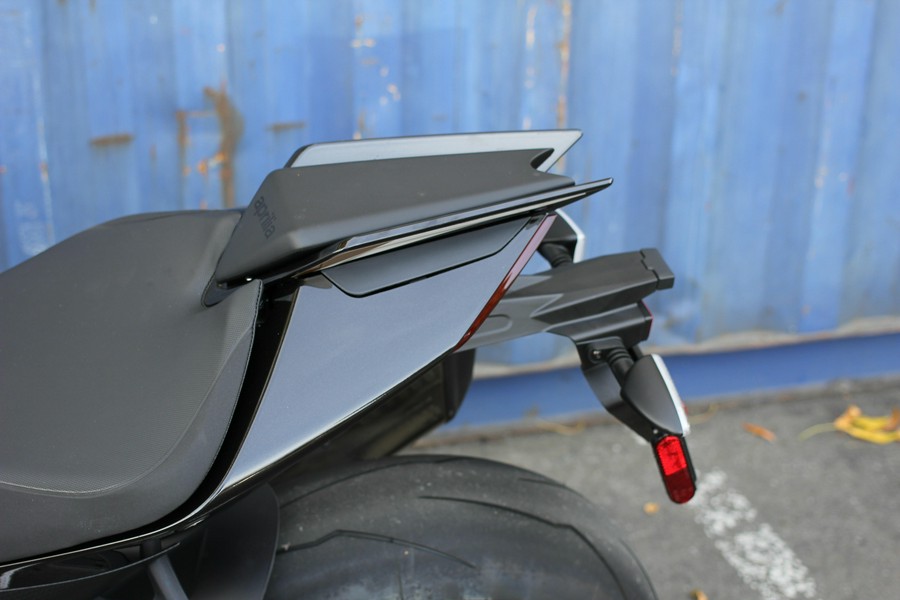 2024 APRILIA Tuono V4 Factory 1100