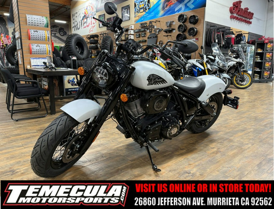 2026 Indian Chief Bobber Dark Horse Ghost White Metallic Smo