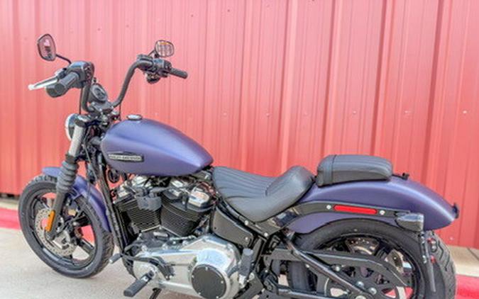 2025 Harley-Davidson® Street Bob® Purple Abyss Denim w/Cast Wheels