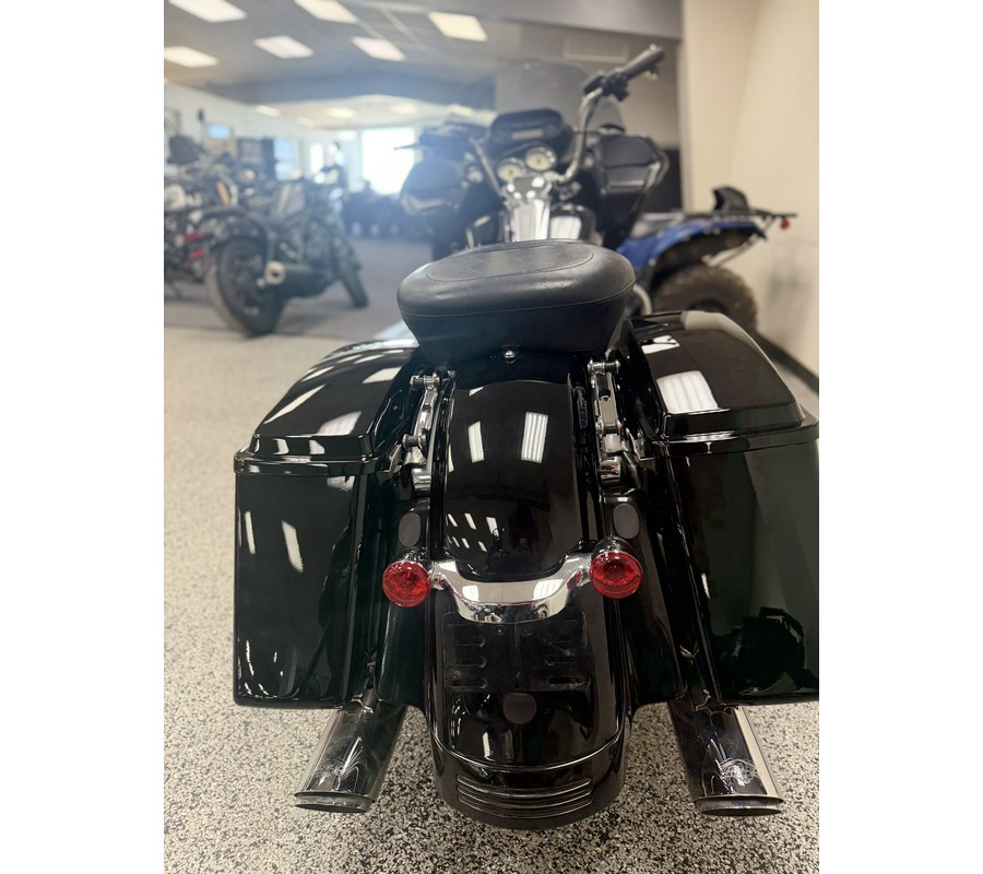 2012 Harley-Davidson® Road Glide Custom FLTRX - UO6205