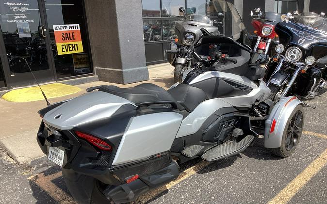 2023 Can-Am Spyder RT