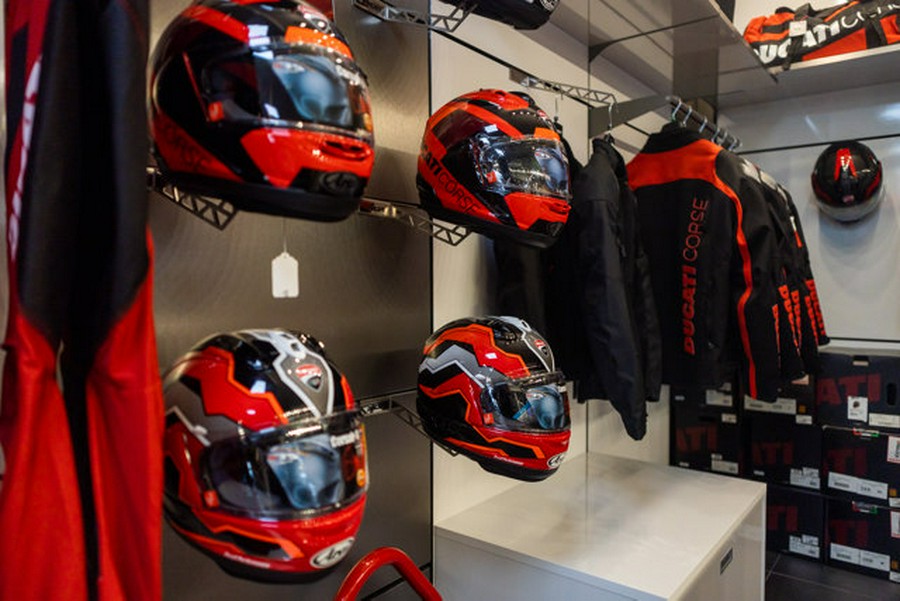 2021 Aprilia TUNONO