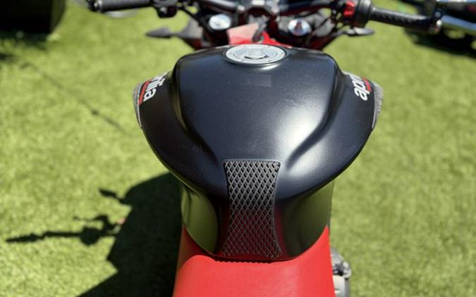 2021 Aprilia TUNONO