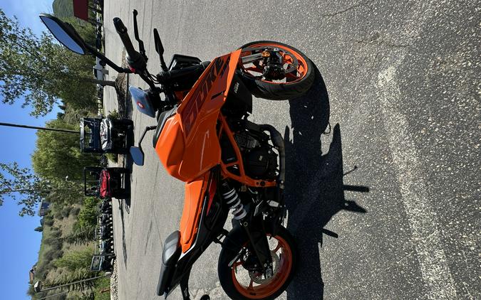 2024 KTM 390 Duke - MM3374