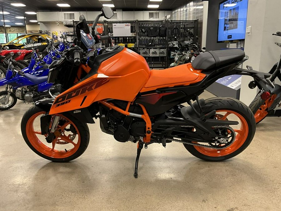 2024 KTM 390 Duke - MM3374