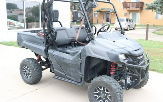 2018 Honda Pioneer 700 Deluxe