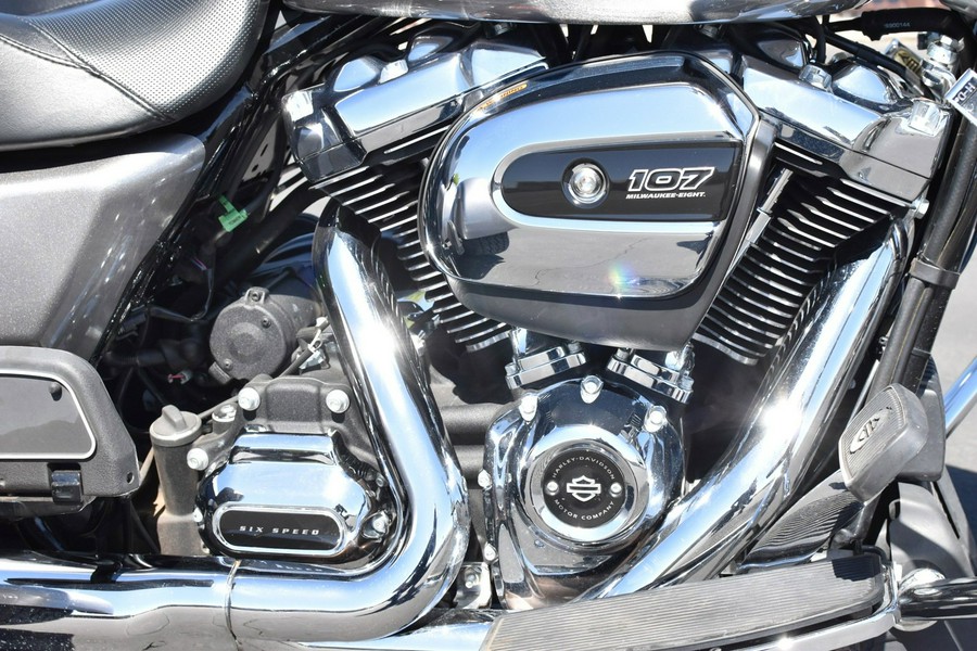 2017 Harley-Davidson Trike Tri Glide Ultra Classic FLHTCUTG