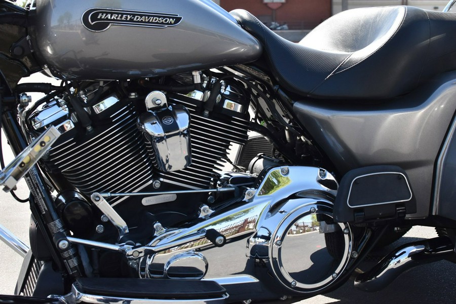 2017 Harley-Davidson Trike Tri Glide Ultra Classic FLHTCUTG