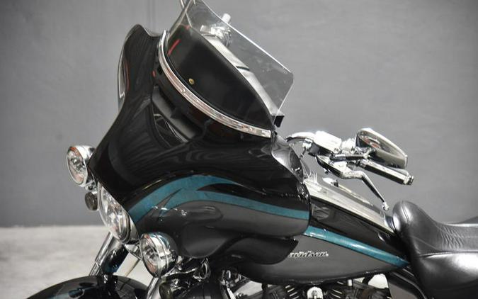 2015 Harley-Davidson® FLHTKSE - CVO™ Limited