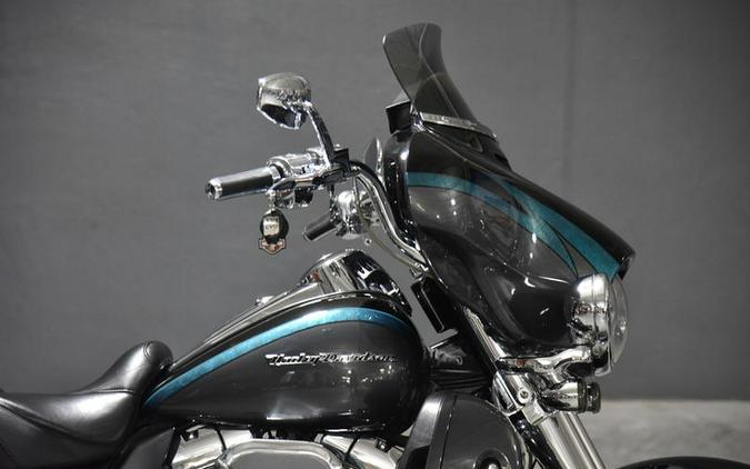 2015 Harley-Davidson® FLHTKSE - CVO™ Limited