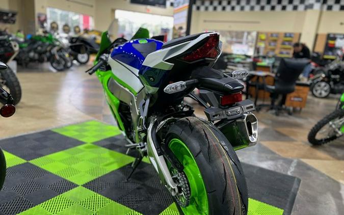 2024 Kawasaki Ninja ZX-10R 40th Anniversary Edition ABS