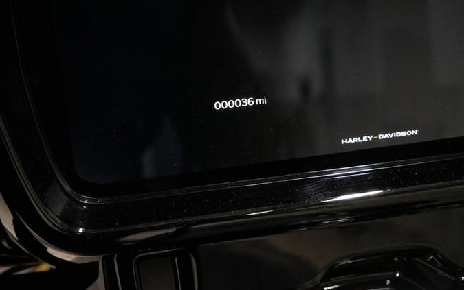 2024 Harley-Davidson® FLHX - Street Glide®