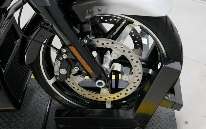 2024 Harley-Davidson® FLHX - Street Glide®