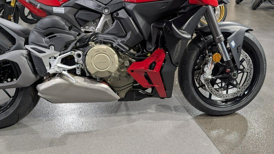 2026 Ducati Streetfighter V4