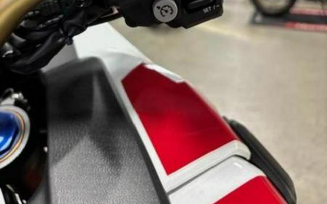 2025 Honda® Africa Twin Adventure Sports ES DCT