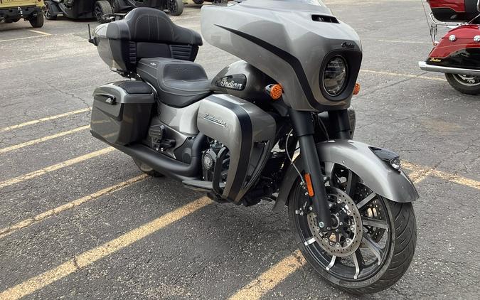 2025 Indian Motorcycle Roadmaster® Dark Horse® with PowerBand Audio Package