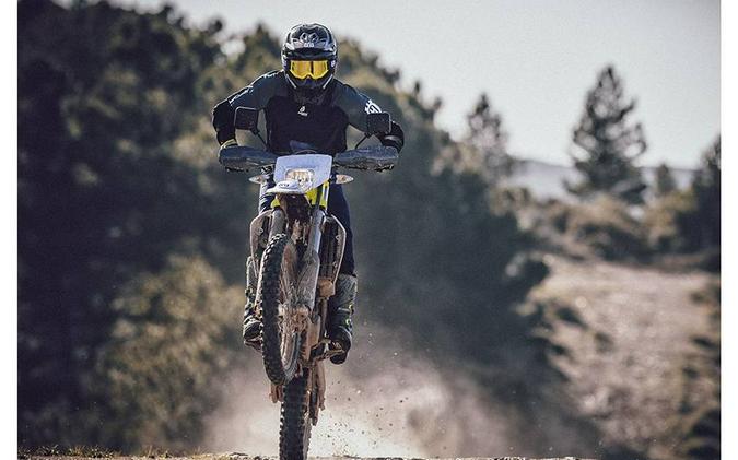2022 Husqvarna Motorcycles FE 350s
