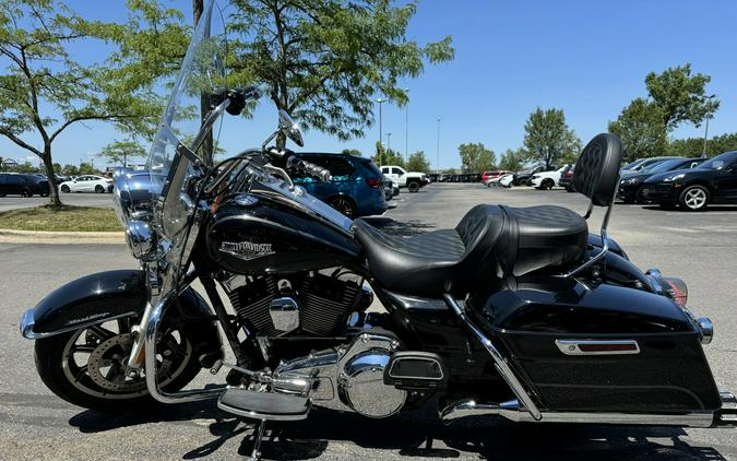 2016 HARLEY DAVIDSON ROAD KING