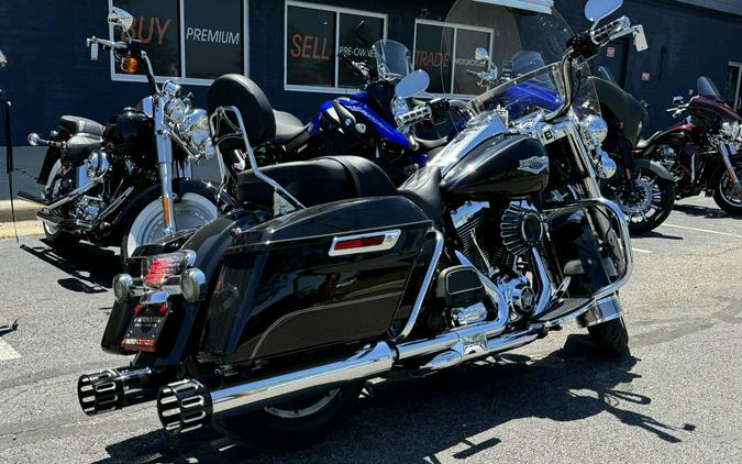 2016 HARLEY DAVIDSON ROAD KING