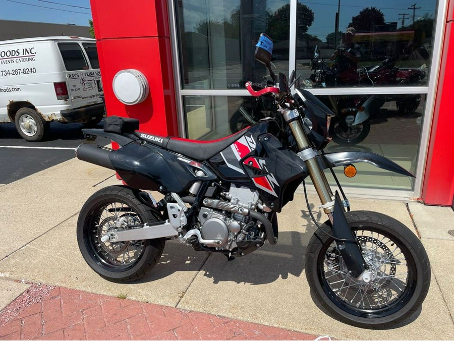 2022 Suzuki DR-Z 400SM Base