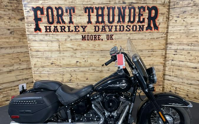 2018 Harley-Davidson Softail Heritage Classic 114 Review — From...