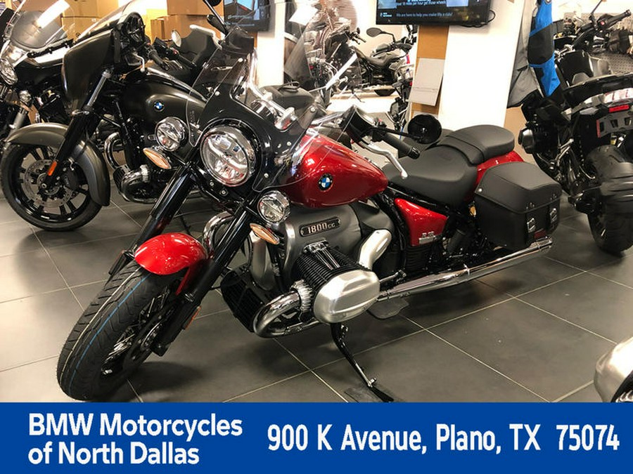 2022 BMW R 18 Classic Mars Red Metallic -DEMO