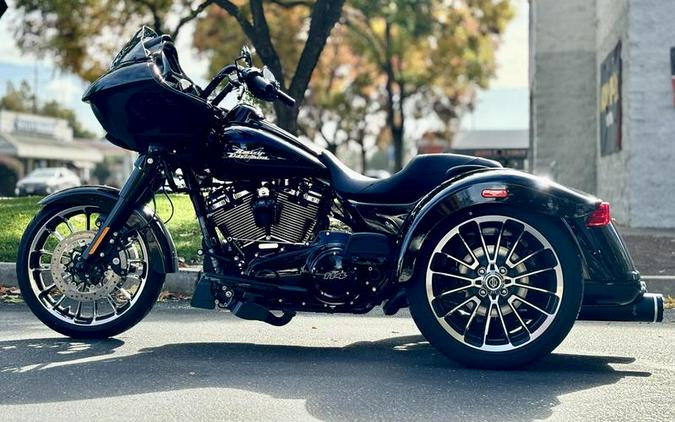 2024 Harley-Davidson® FLTRT - Road Glide® 3