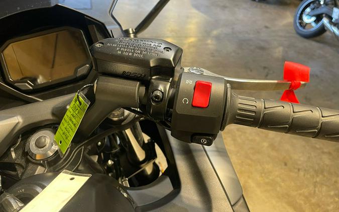 2024 Kawasaki Ninja 650 Metallic Matte Graphenesteel Gray/Ebony