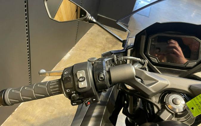 2024 Kawasaki Ninja 650 Metallic Matte Graphenesteel Gray/Ebony