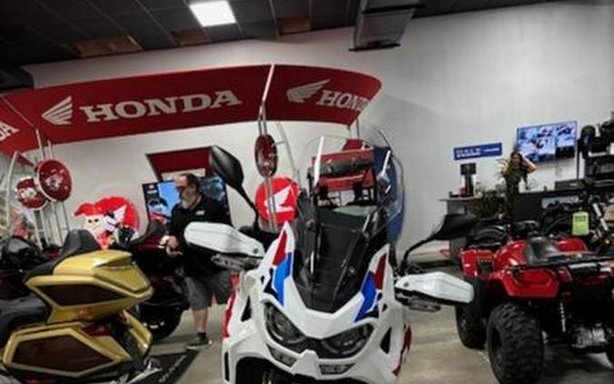 2025 Honda® Africa Twin Adventure Sports ES