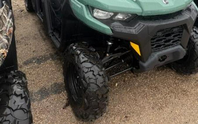 2025 Can-Am® Defender MAX HD9