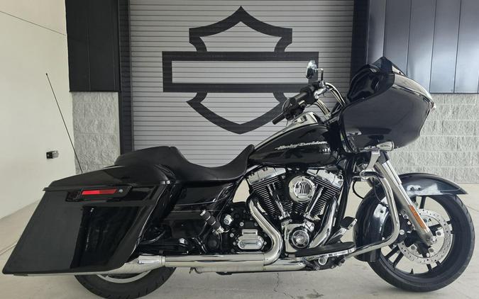 2015 Harley-Davidson® Road Glide® Special Vivid Black