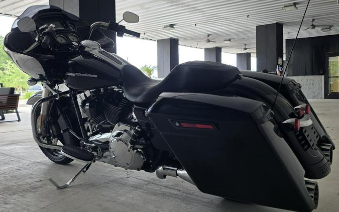 2015 Harley-Davidson® Road Glide® Special Vivid Black