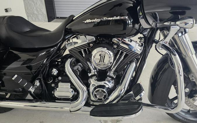 2015 Harley-Davidson® Road Glide® Special Vivid Black