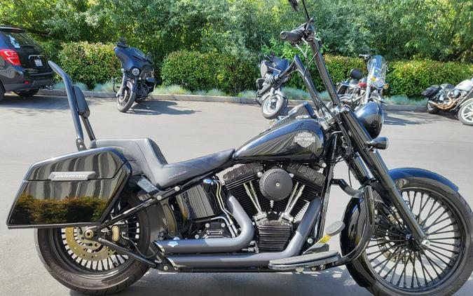 2014 Harley-Davidson Softail Slim Vivid Black Black Trim