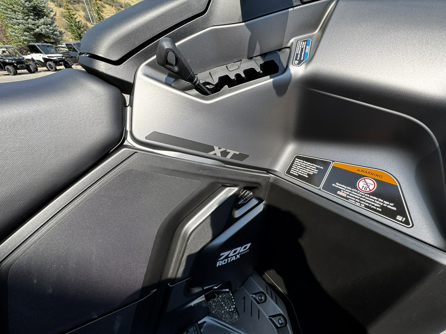 2026 Can-Am OUTLANDER MAX XT 700 Platinum Satin - BA0118