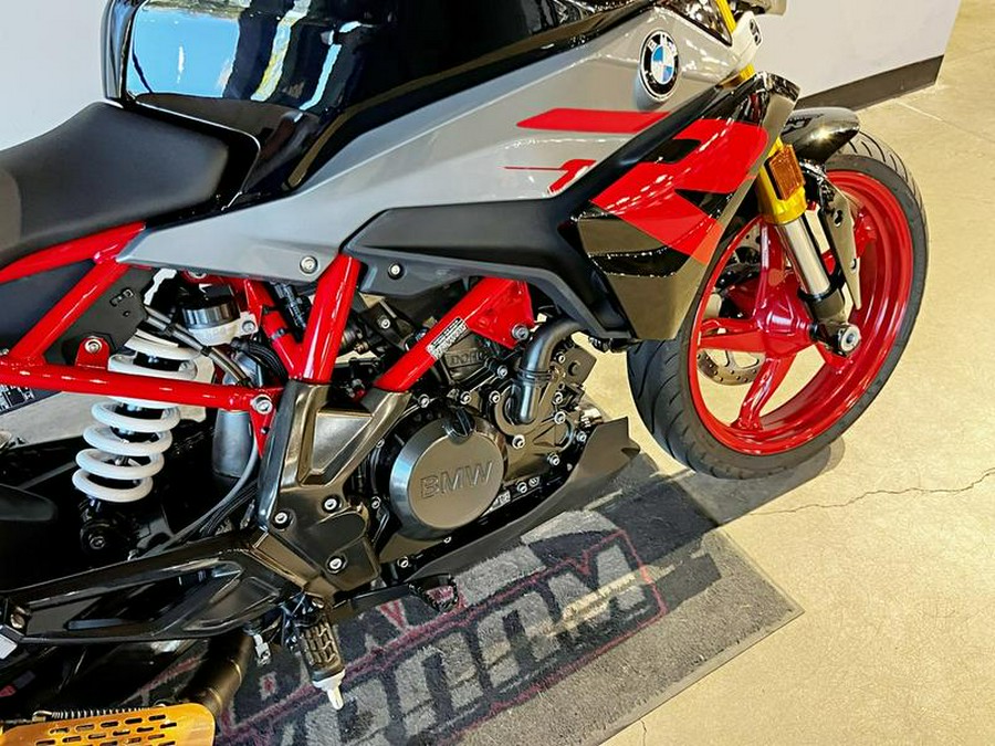2025 BMW G 310 R Style Passion
