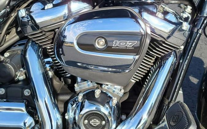 2017 Harley-Davidson® FLHR - Road King®