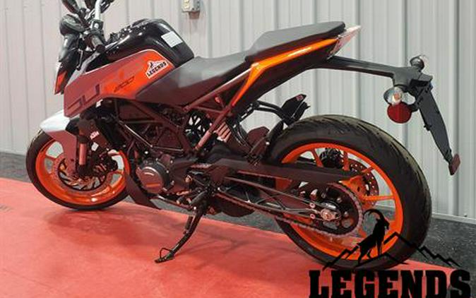 2023 KTM 200 Duke