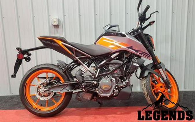 2023 KTM 200 Duke