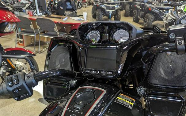 New 2024 INDIAN MOTORCYCLE CHLNGR ELITE CHRCL CANDYBLK CANDY 49ST