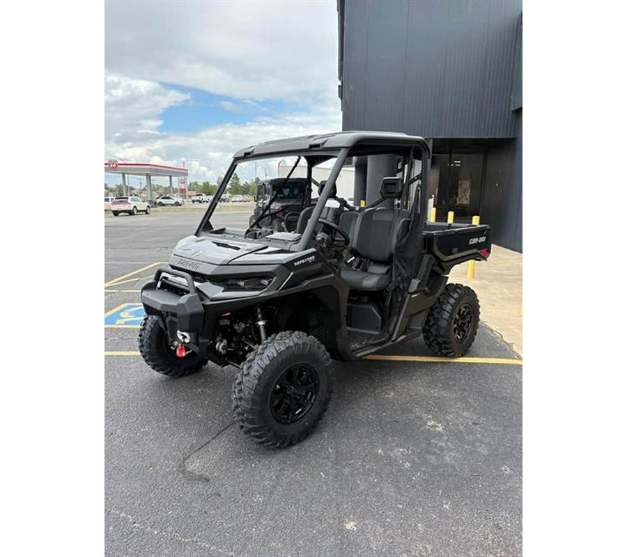 2026 Can-Am Defender XT HD11 with 10.25 in. touchscreen display